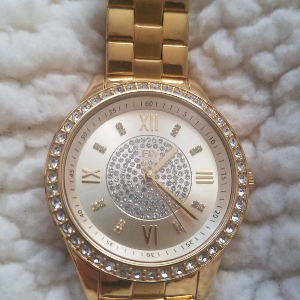 Diamond and crystal watch💥Accepting Offers 💥 - Picture 4 of 8